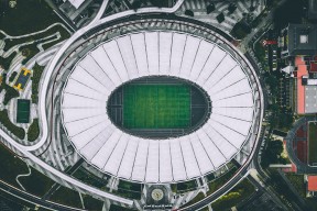 爱游戏体育-五载蛰伏一朝封神，Scout赛季高光时刻引爆MAD球迷狂欢